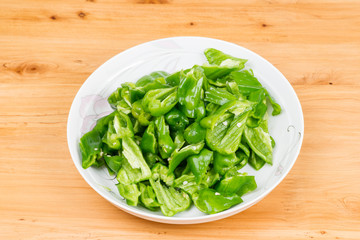 Green pepper salad
