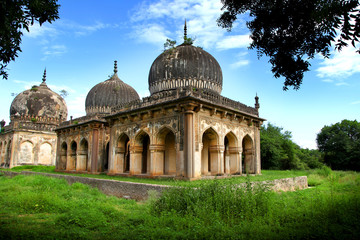 Obraz premium Qutbshahi tombs