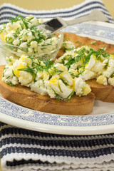 Sandwiches with cottage cheese,  eggs and  dill