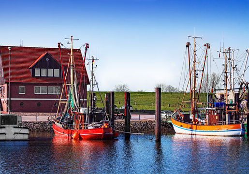 Krabbenfischer im Hafen