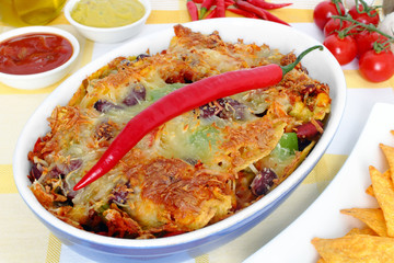 tex mex bake with tacos - Tex-Mex Auflauf mit Tacos
