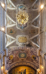 Fototapeta na wymiar interieur d'eglise corse (eglise de cardo)