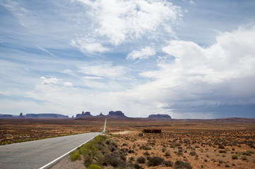 guidare sulle strade della Monument Valley