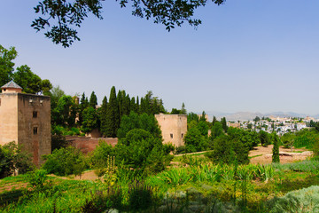 Fototapeta premium Alhambra palace and view of Granada city, Spain