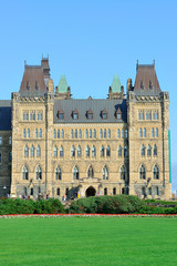 Fototapeta na wymiar Ottawa zabytkowe budynki