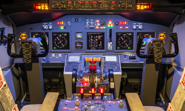Cockpit of an homemade Flight Simulator - Boeing 737-800