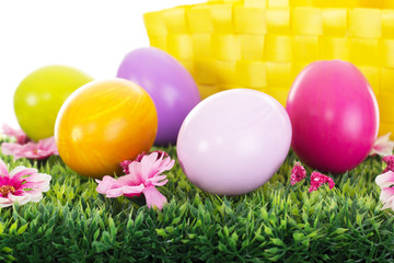 Fototapeta na wymiar Easter eggs in a basket