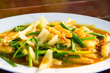 Fried crab with curry powder