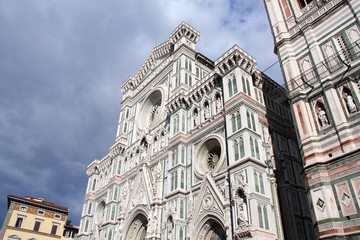 Fototapeta premium Florence cathedral facade, Tuscany, Italy