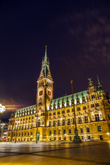 Fototapeta premium townhall in Hamburg by night