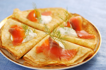 pancakes with salmon