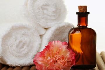 Obraz na płótnie Canvas Massage Therapist - Aromatherapy and Massage Oil