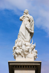 Fototapeta na wymiar Panny Niepokalanego Poczęcia w Sewilli