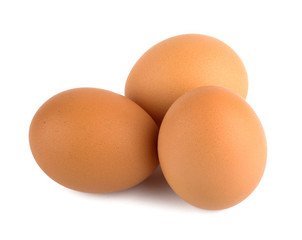 Fototapeta na wymiar Trzy zbliżenie Eggs na białym tle