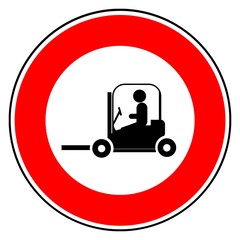 Monte-charge dans un panneau de signalisation