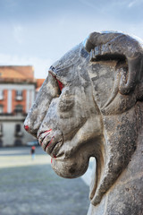 Fototapeta na wymiar Lion posąg w Neapol, Włochy