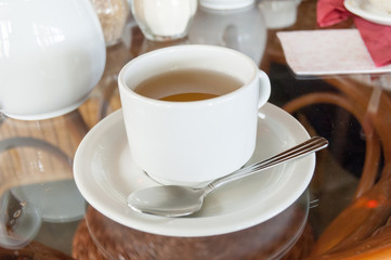 Fototapeta na wymiar tea cup on the taple