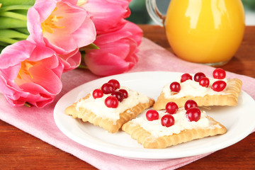 Cookie with cheese and cranberry,