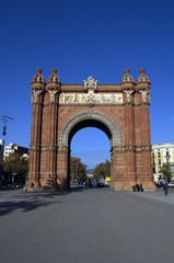 Fototapeta na wymiar Łuk Triumfalny w Barcelonie