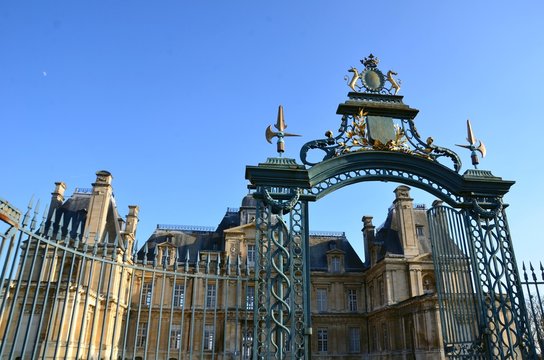 ville de Maisons Laffite, ch&acirc;teau, entr&eacute;e principale