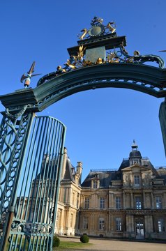 ville Maisons Laffite,ch&acirc;teau, portail, entr&eacute;e principale