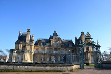 Fototapeta na wymiar Maisons Laffite, ogólny widok na zamek