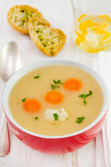 vegetable soup with cauliflower and carrot