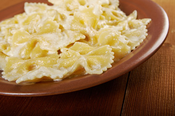Farfalle pasta