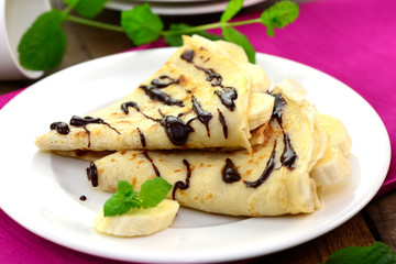Pfannkuchen mit Bananen