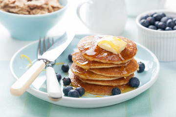american pancakes with syrup and blueberry