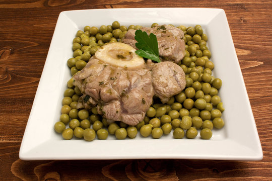Ossobuco con pisellini