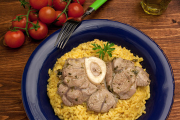 Ossobuco su Risotto allo zafferano