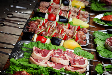 Meat and vegetables for a picnic