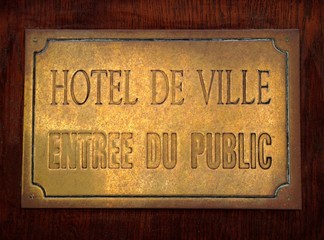 Plaque d'entrée d'un Hôtel de Ville