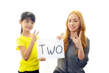 英会話教師と笑顔の女の子