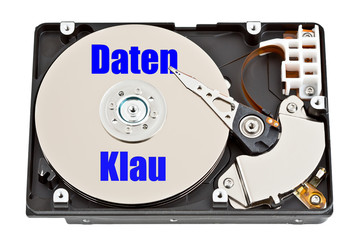 Festplatte mit Aufschrift - Datenklau - Datenverlust