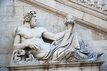 Obraz premium Fountain statue, Vittorio Emanuele Monument, Italy