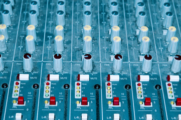 Soundboard closeup