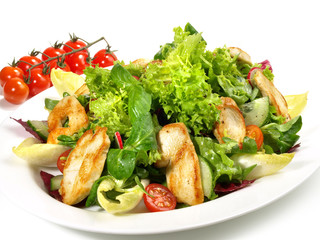 Salat mit Hähnchenbruststreifen