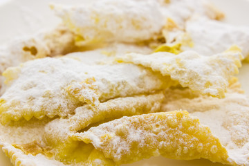 Sfrappole di carnevale bolognesi