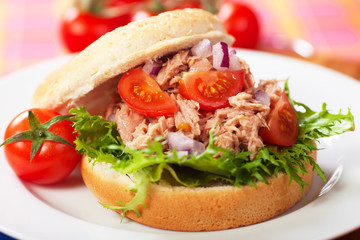 Tuna sandwich