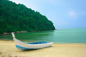 boat on the tropical island
