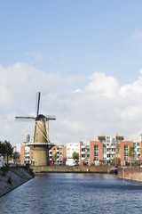 Fototapeta na wymiar Delfshaven Windmill