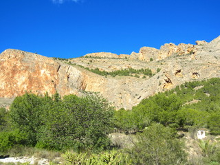 Fototapeta na wymiar Masywne dolomit wapień Sierra de Orihuela Alicante