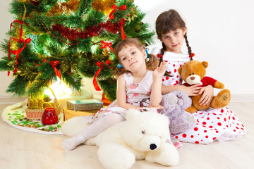 girls at a New Year tree © cs333