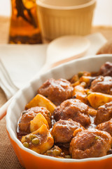 Cuttlefish with meatballs