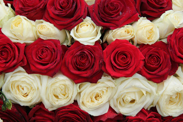 Wedding centerpiece in red and white