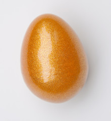 Golden shaker egg