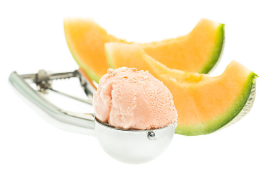 Meloneneis im Portionierer