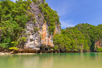 Fototapeta na wymiar Beautiful scenery of Phang Nga National Park in Thailand